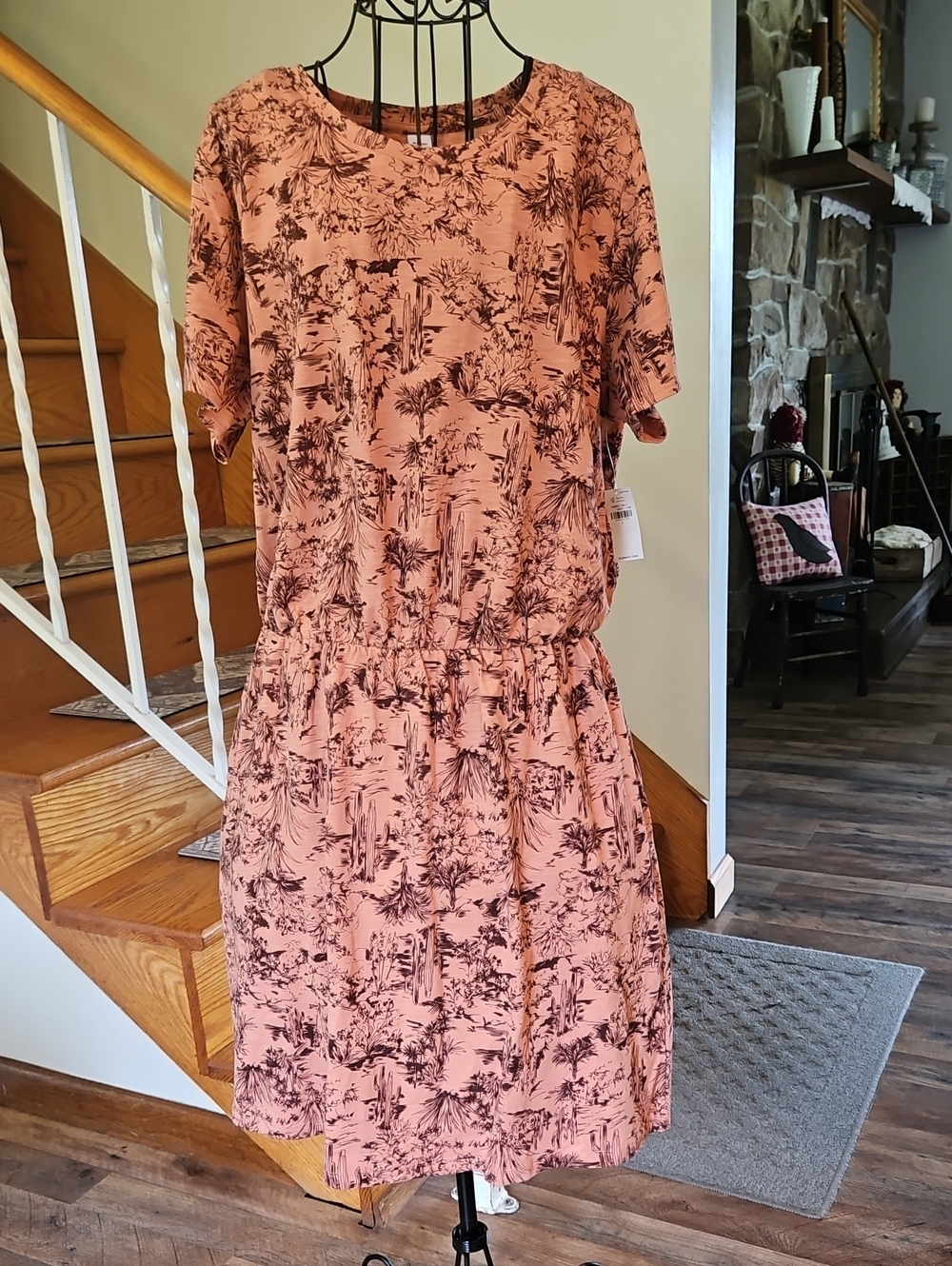 👗Old Navy Peach-Print Midi Dress